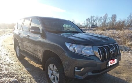 Toyota Land Cruiser Prado 150 рестайлинг 2, 2020 год, 4 200 000 рублей, 2 фотография