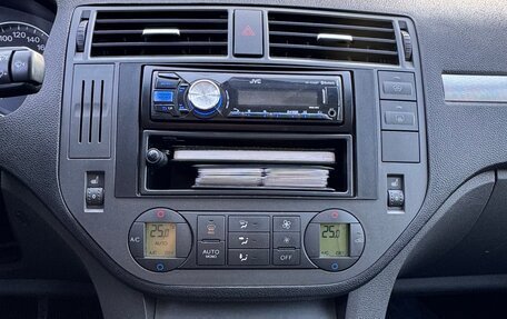 Ford C-MAX I рестайлинг, 2005 год, 500 000 рублей, 8 фотография