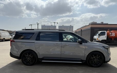 KIA Carnival, 2025 год, 6 390 000 рублей, 4 фотография