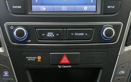 Hyundai Santa Fe III рестайлинг, 2017 год, 2 320 000 рублей, 12 фотография