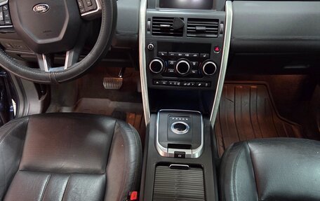 Land Rover Discovery Sport I рестайлинг, 2016 год, 2 100 000 рублей, 10 фотография