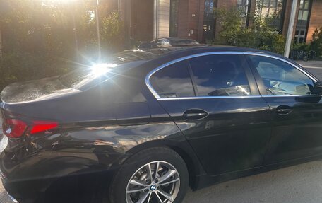 BMW 5 серия, 2020 год, 2 800 000 рублей, 9 фотография