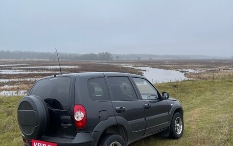 Chevrolet Niva I рестайлинг, 2019 год, 680 000 рублей, 5 фотография