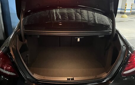 Mercedes-Benz E-Класс, 2019 год, 4 100 000 рублей, 10 фотография