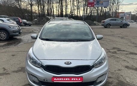KIA cee'd III, 2013 год, 890 000 рублей, 3 фотография