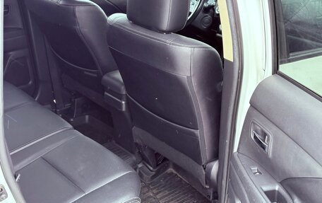 Mitsubishi Outlander III рестайлинг 3, 2018 год, 2 300 000 рублей, 22 фотография