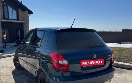 Skoda Fabia II, 2011 год, 880 000 рублей, 3 фотография