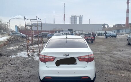 KIA Rio III рестайлинг, 2013 год, 900 000 рублей, 4 фотография