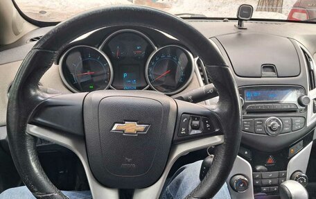 Chevrolet Cruze II, 2014 год, 750 000 рублей, 5 фотография
