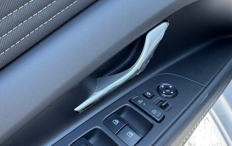 Hyundai Elantra, 2023 год, 2 280 000 рублей, 7 фотография