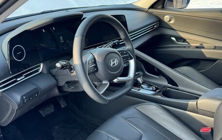 Hyundai Elantra, 2023 год, 2 280 000 рублей, 8 фотография