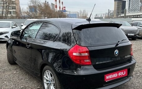 BMW 1 серия, 2010 год, 750 000 рублей, 4 фотография