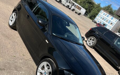 BMW 1 серия, 2010 год, 750 000 рублей, 13 фотография