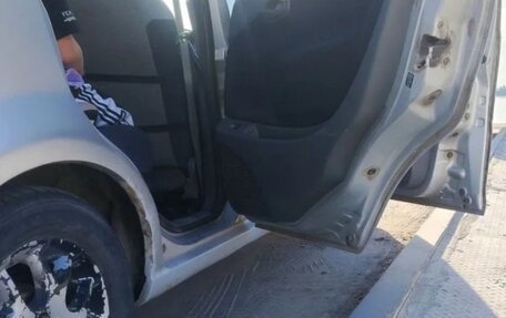 Daihatsu YRV I, 2001 год, 200 000 рублей, 5 фотография