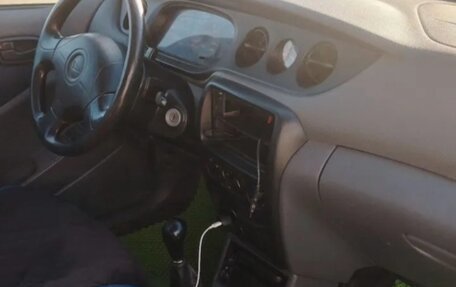 Daihatsu YRV I, 2001 год, 200 000 рублей, 6 фотография