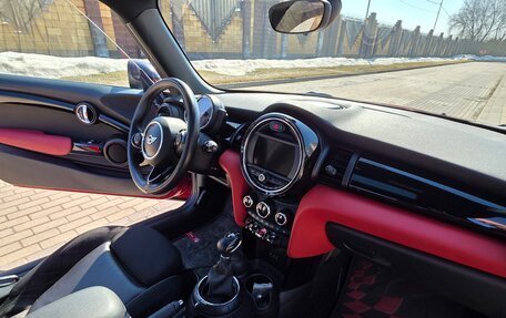 MINI Hatch, 2017 год, 2 250 000 рублей, 14 фотография