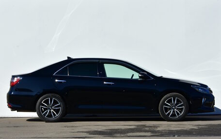 Toyota Camry, 2018 год, 2 099 000 рублей, 6 фотография