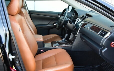 Toyota Camry, 2018 год, 2 099 000 рублей, 12 фотография