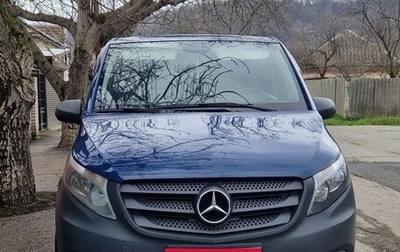 Mercedes-Benz Vito, 2018 год, 3 200 000 рублей, 1 фотография