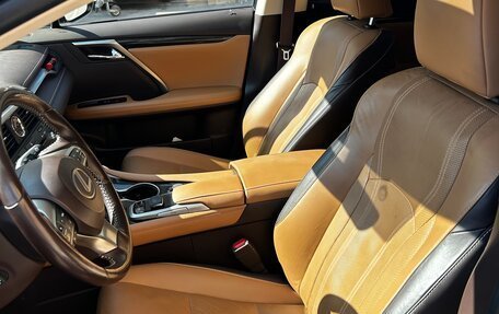 Lexus RX IV рестайлинг, 2017 год, 3 495 000 рублей, 16 фотография