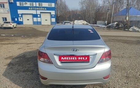 Hyundai Solaris II рестайлинг, 2011 год, 718 000 рублей, 2 фотография