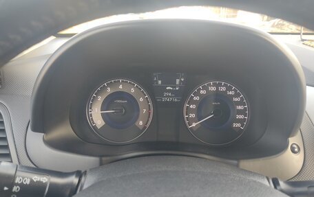 Hyundai Solaris II рестайлинг, 2011 год, 718 000 рублей, 12 фотография