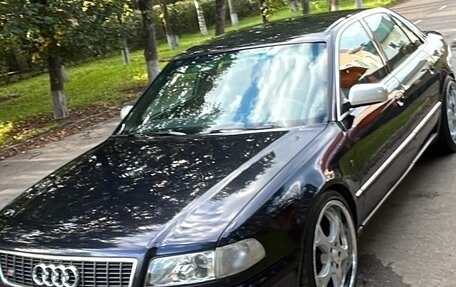 Audi S8, 1998 год, 1 850 000 рублей, 13 фотография