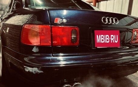 Audi S8, 1998 год, 1 850 000 рублей, 23 фотография