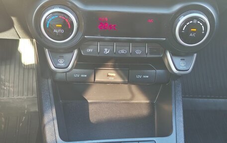 KIA Rio IV, 2021 год, 1 850 000 рублей, 14 фотография