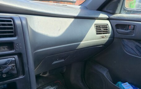 Toyota Carina, 1996 год, 300 000 рублей, 8 фотография