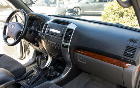 Toyota Land Cruiser Prado 120 рестайлинг, 2007 год, 2 498 000 рублей, 7 фотография