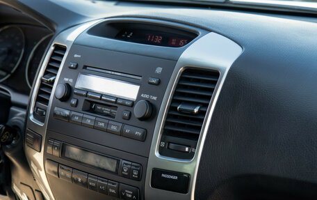 Toyota Land Cruiser Prado 120 рестайлинг, 2007 год, 2 498 000 рублей, 12 фотография