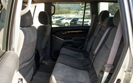 Toyota Land Cruiser Prado 120 рестайлинг, 2007 год, 2 498 000 рублей, 8 фотография