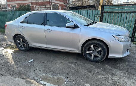 Toyota Camry, 2013 год, 870 000 рублей, 2 фотография