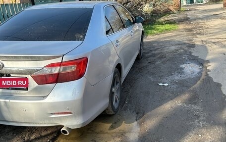 Toyota Camry, 2013 год, 870 000 рублей, 4 фотография