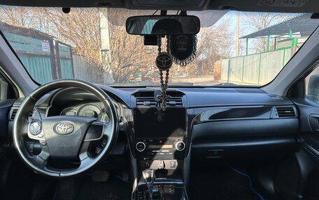 Toyota Camry, 2013 год, 870 000 рублей, 10 фотография