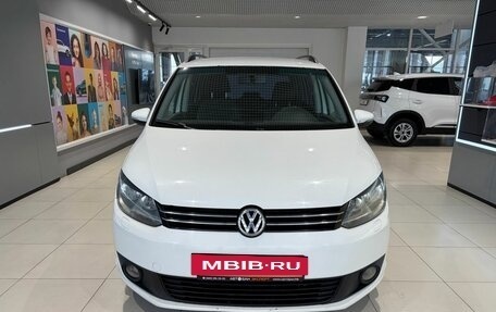Volkswagen Touran III, 2012 год, 999 000 рублей, 2 фотография