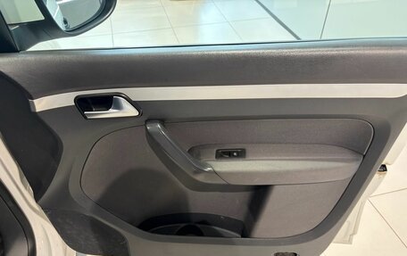 Volkswagen Touran III, 2012 год, 999 000 рублей, 15 фотография