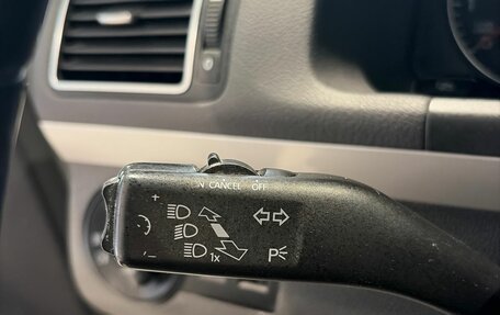 Volkswagen Touran III, 2012 год, 999 000 рублей, 17 фотография