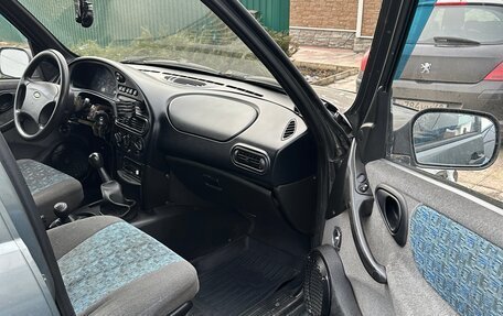 Chevrolet Niva I рестайлинг, 2005 год, 278 000 рублей, 11 фотография