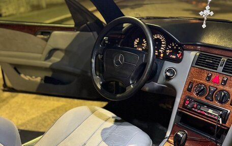 Mercedes-Benz E-Класс, 1997 год, 370 000 рублей, 10 фотография