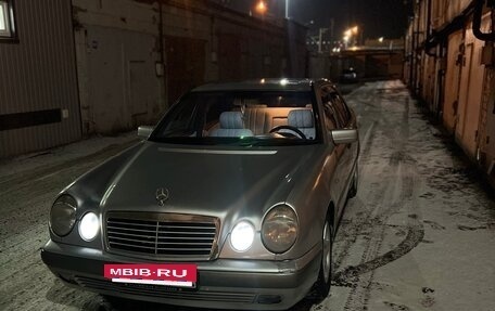 Mercedes-Benz E-Класс, 1997 год, 370 000 рублей, 3 фотография