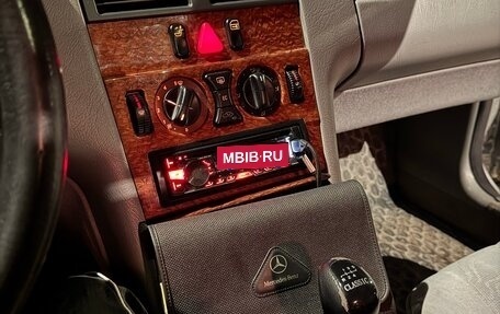 Mercedes-Benz E-Класс, 1997 год, 370 000 рублей, 13 фотография