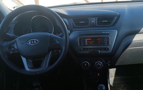 KIA Rio III рестайлинг, 2012 год, 750 000 рублей, 7 фотография
