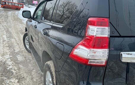 Toyota Land Cruiser Prado 150 рестайлинг 2, 2014 год, 3 150 000 рублей, 8 фотография