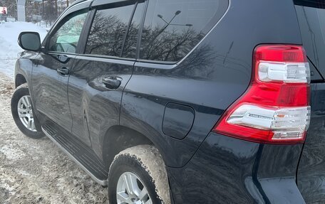 Toyota Land Cruiser Prado 150 рестайлинг 2, 2014 год, 3 150 000 рублей, 9 фотография