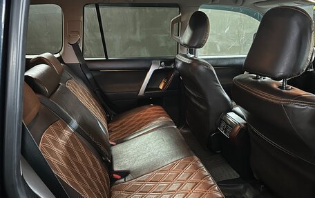 Toyota Land Cruiser Prado 150 рестайлинг 2, 2014 год, 3 150 000 рублей, 24 фотография