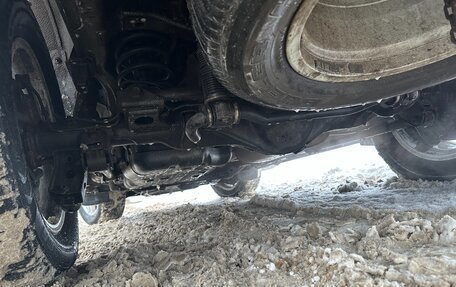 Toyota Land Cruiser Prado 150 рестайлинг 2, 2014 год, 3 150 000 рублей, 17 фотография