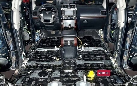 Toyota Land Cruiser Prado 150 рестайлинг 2, 2014 год, 3 150 000 рублей, 36 фотография