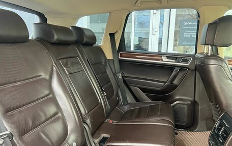 Volkswagen Touareg III, 2011 год, 1 899 000 рублей, 11 фотография